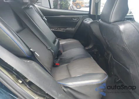 2018 Toyota Corolla Se z USA, uszkodzony, nr VIN 5YFBURHE2JP827989